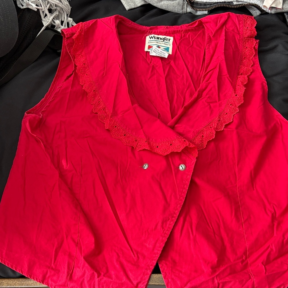 Wrangler Red Sleeveless Crochet-Trim Button Front Blouse